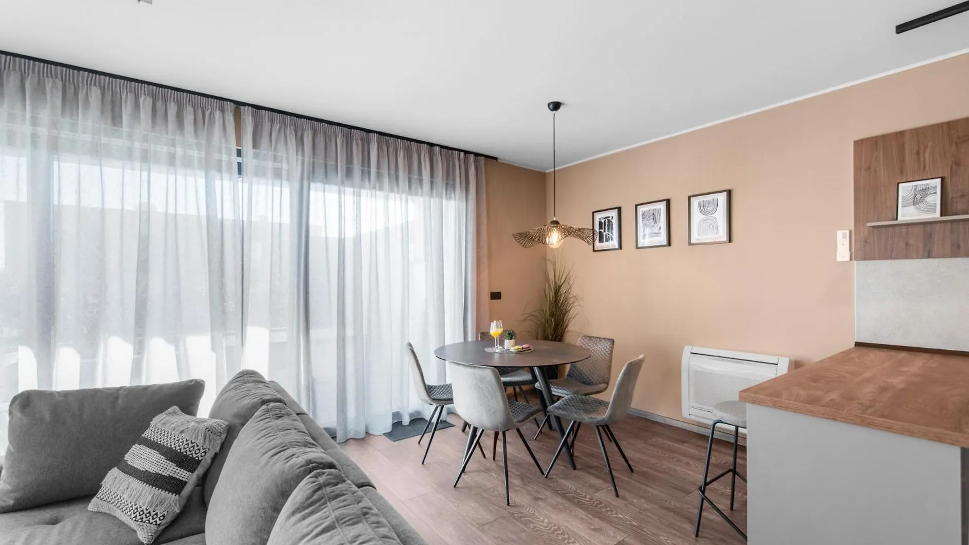 Quercus Village Apartments With Private Pool Novigrad Istria Horvátország