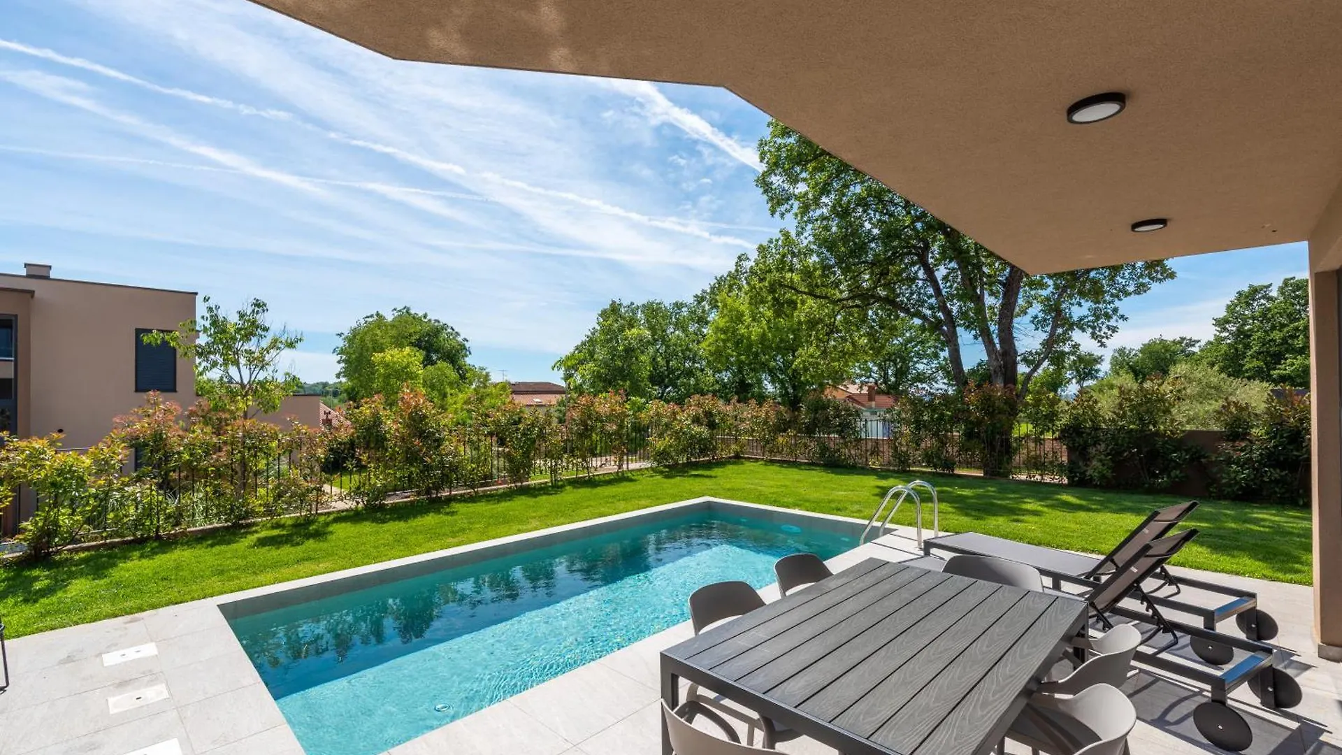 Quercus Village Apartments With Private Pool Novigrad  0*, Novigrad (Istria)
