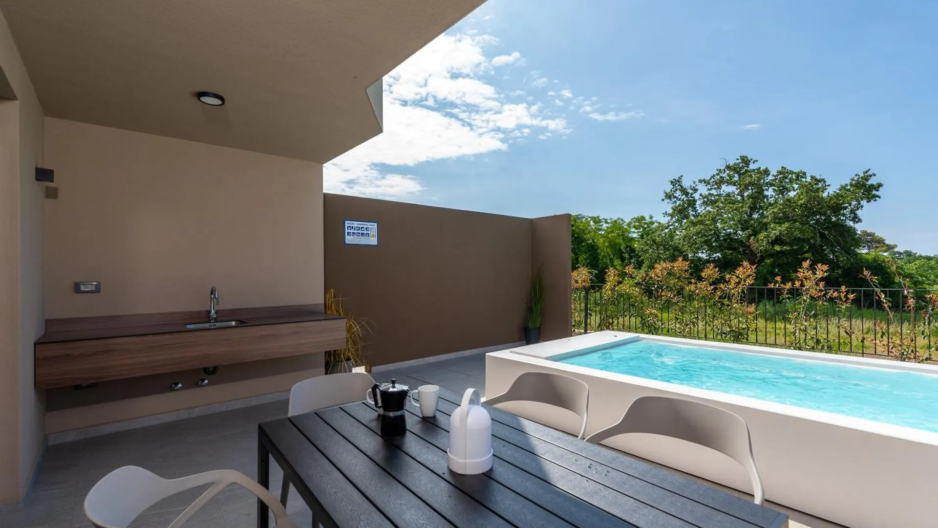 Quercus Village Apartments With Private Pool Novigrad Istria